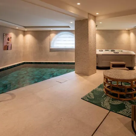 Chalet Yolo With Pool And Les Allues